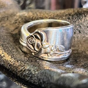 Tupperware Rose Single Wrap Ring