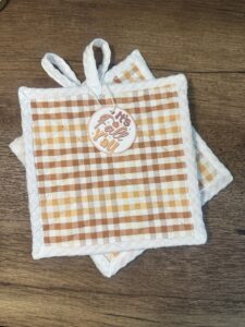 Pot holders (set of 2)
