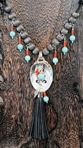 (1) beaded spoon necklace